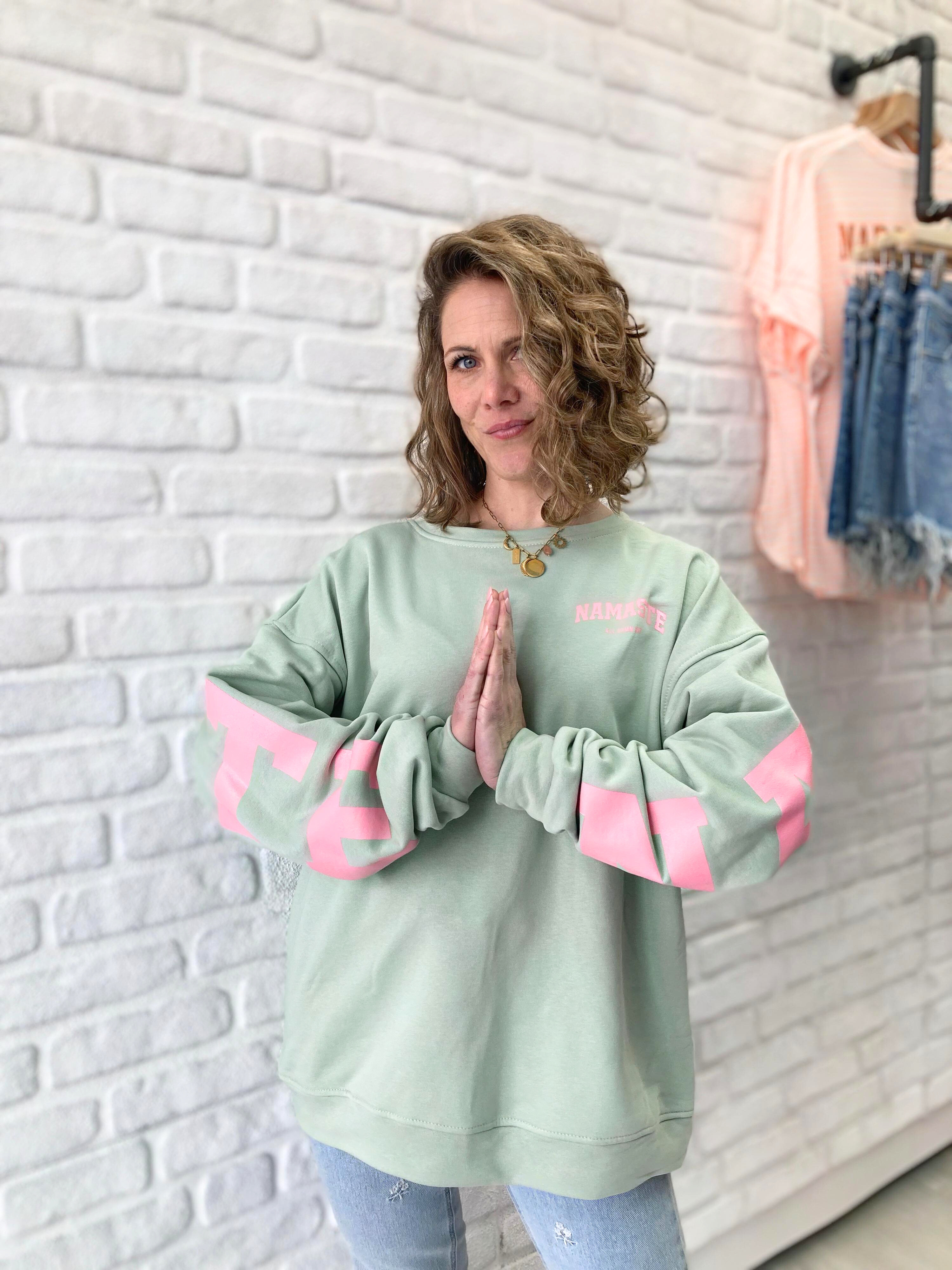 NAMASTE - Unique Flores