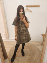 Kleid in Leoprint - Unique Flores