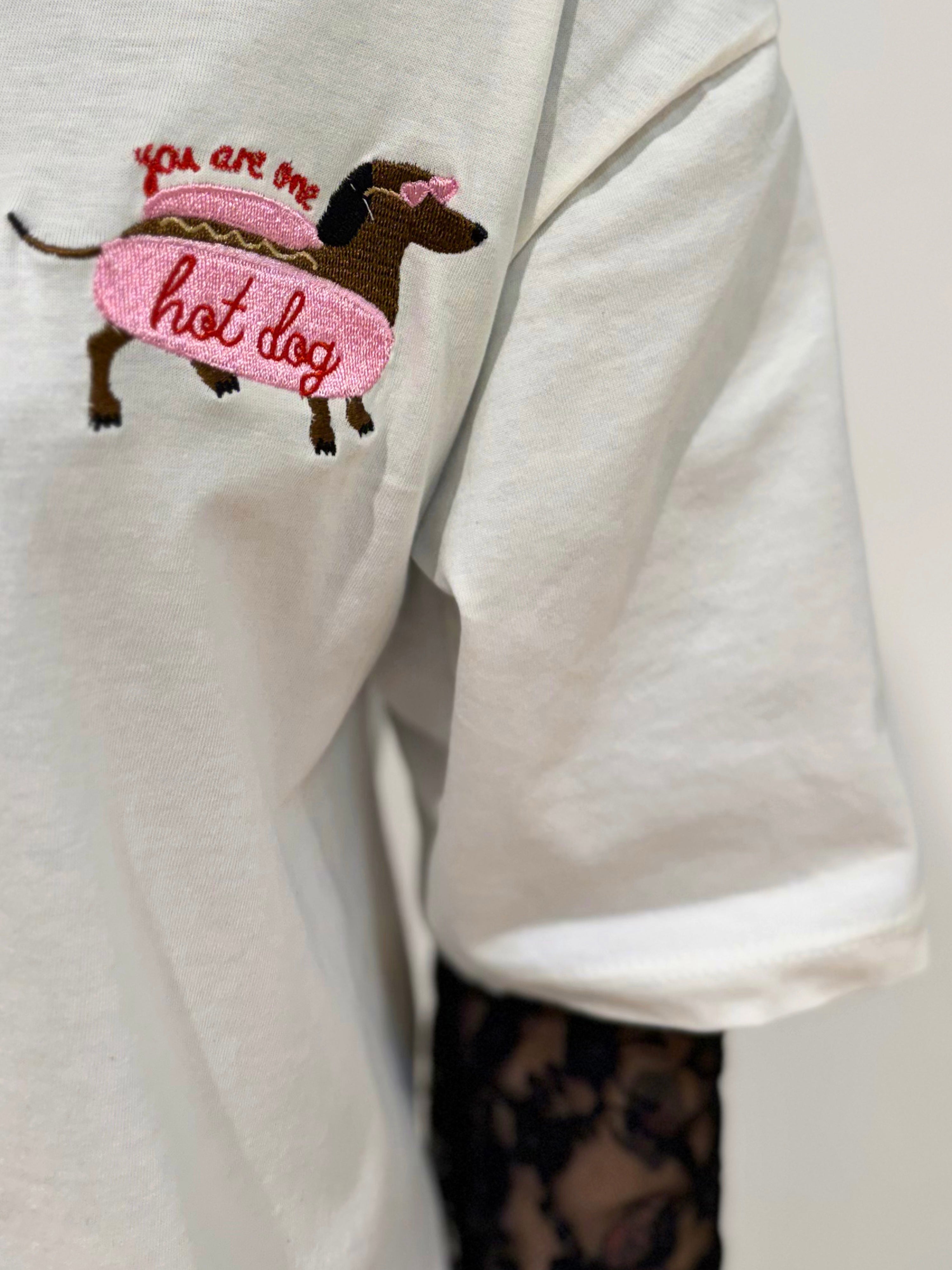 T-Shirt you are one Hot Dog - Unique Flores 