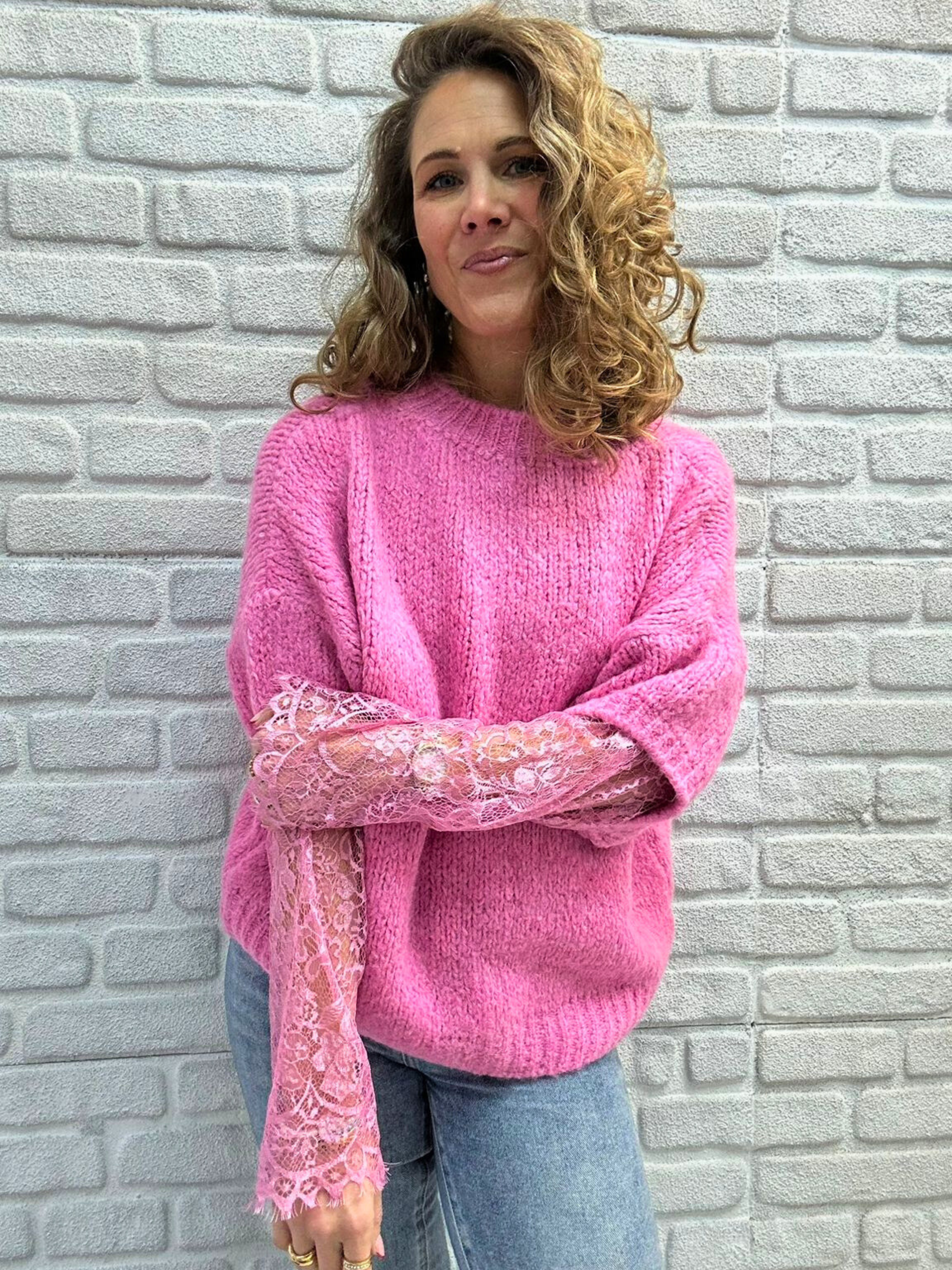 Pullover mit Spitzen Ärmel - Unique Flores 