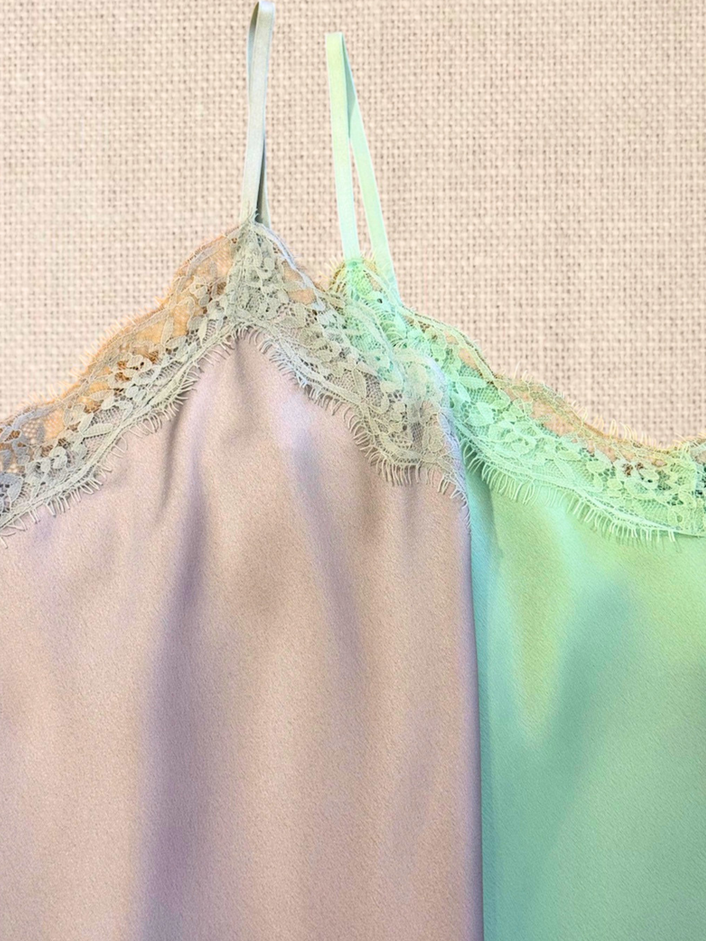 Top mit Spitze - Unique Flores 