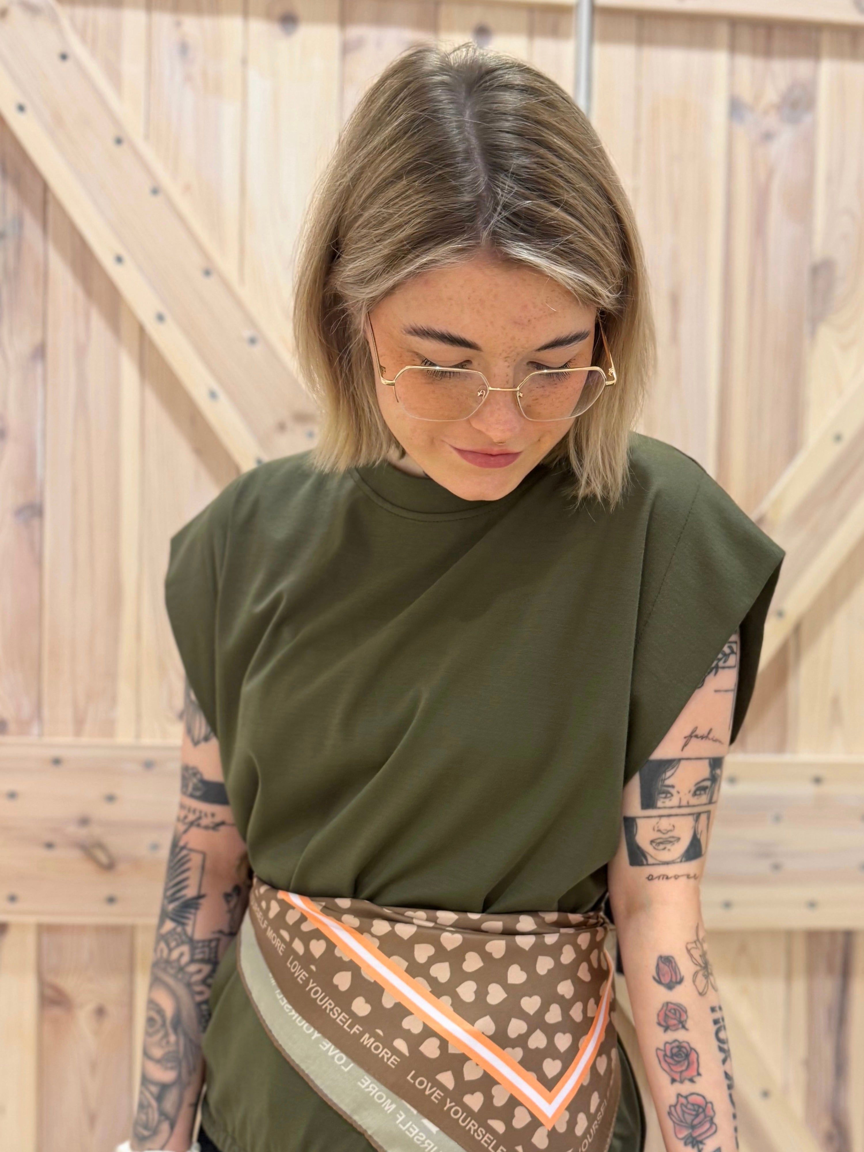 T -Shirt Basic - Unique Flores 