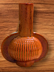 Vase mit Rillen im Kupferton