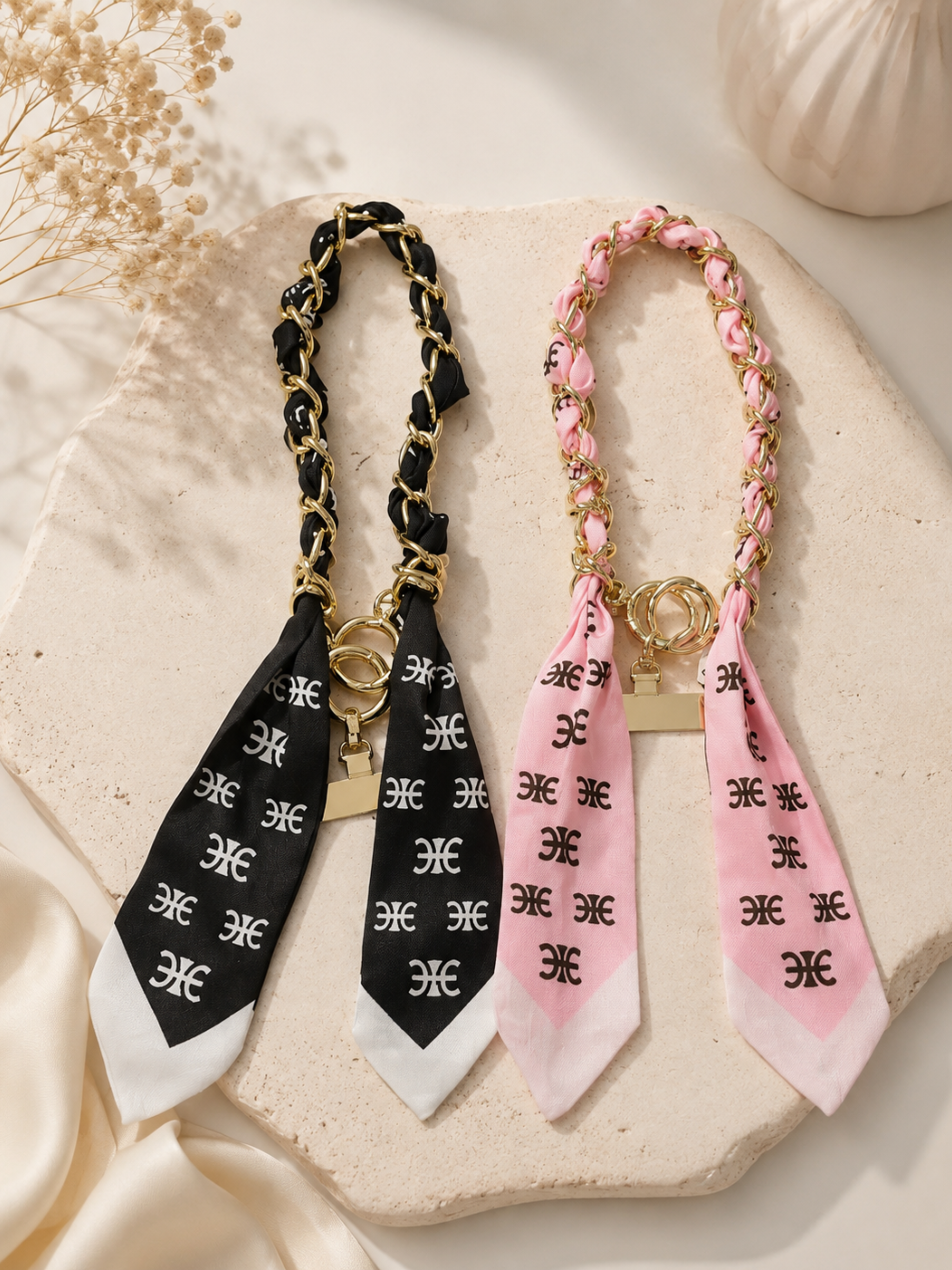 Handyarmband Monogramm - Unique Flores 