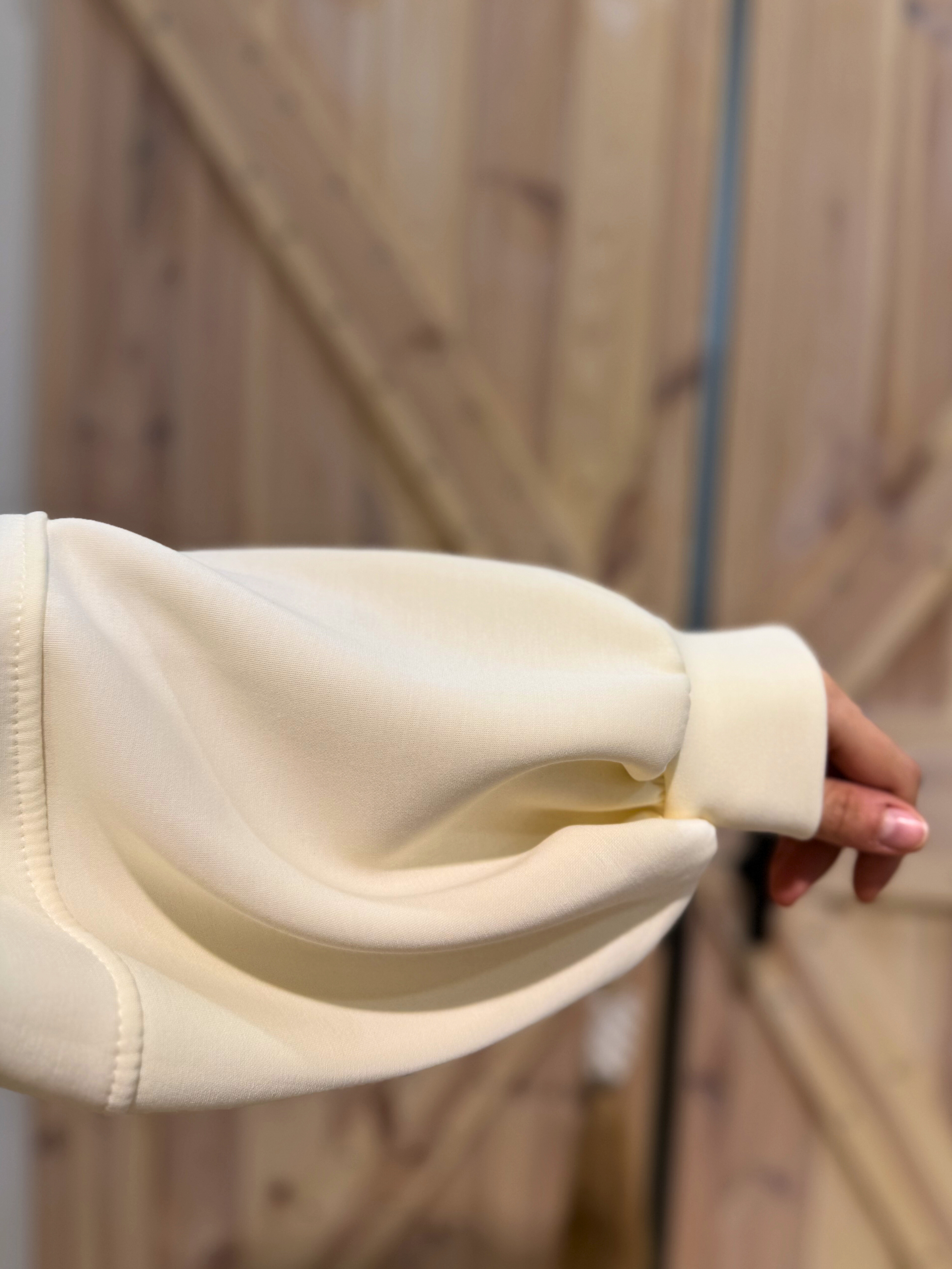 Sweater Matcha Club - Unique Flores 