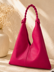 Tasche mit geflochtenem Henkel