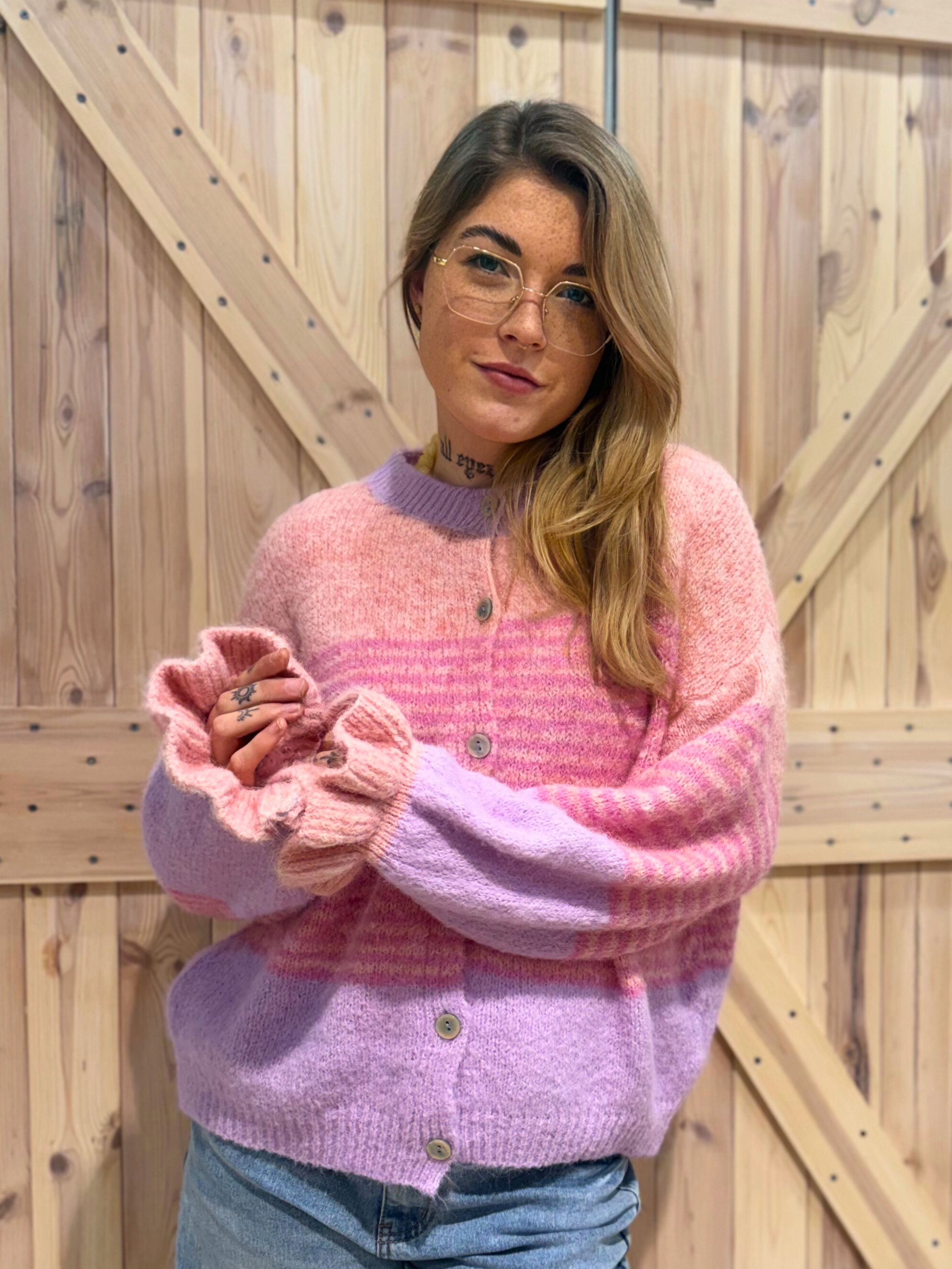 Cardigan mit Puff Ärmel - Unique Flores 