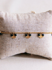 Feines Kugelkettenarmband mit Münzen und Facetten - Unique Flores 