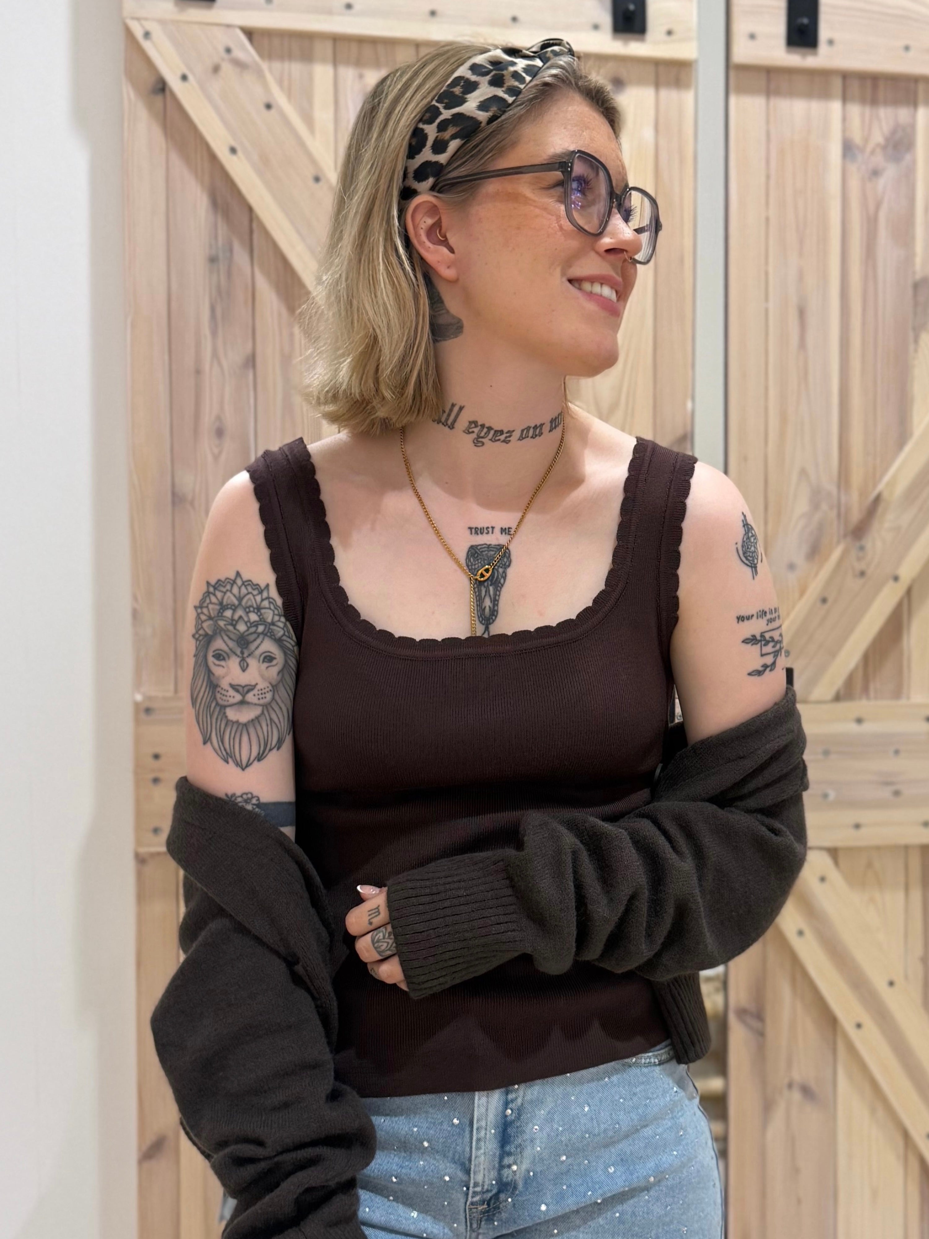 Top Contour - Unique Flores 