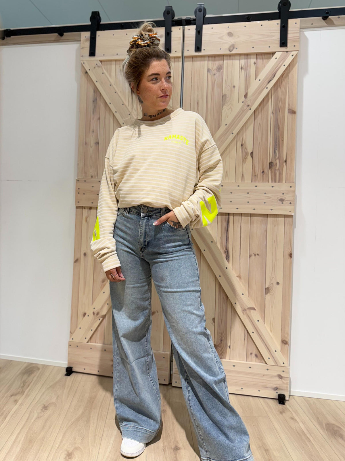 Full Length Large Jeans - Unique Flores 