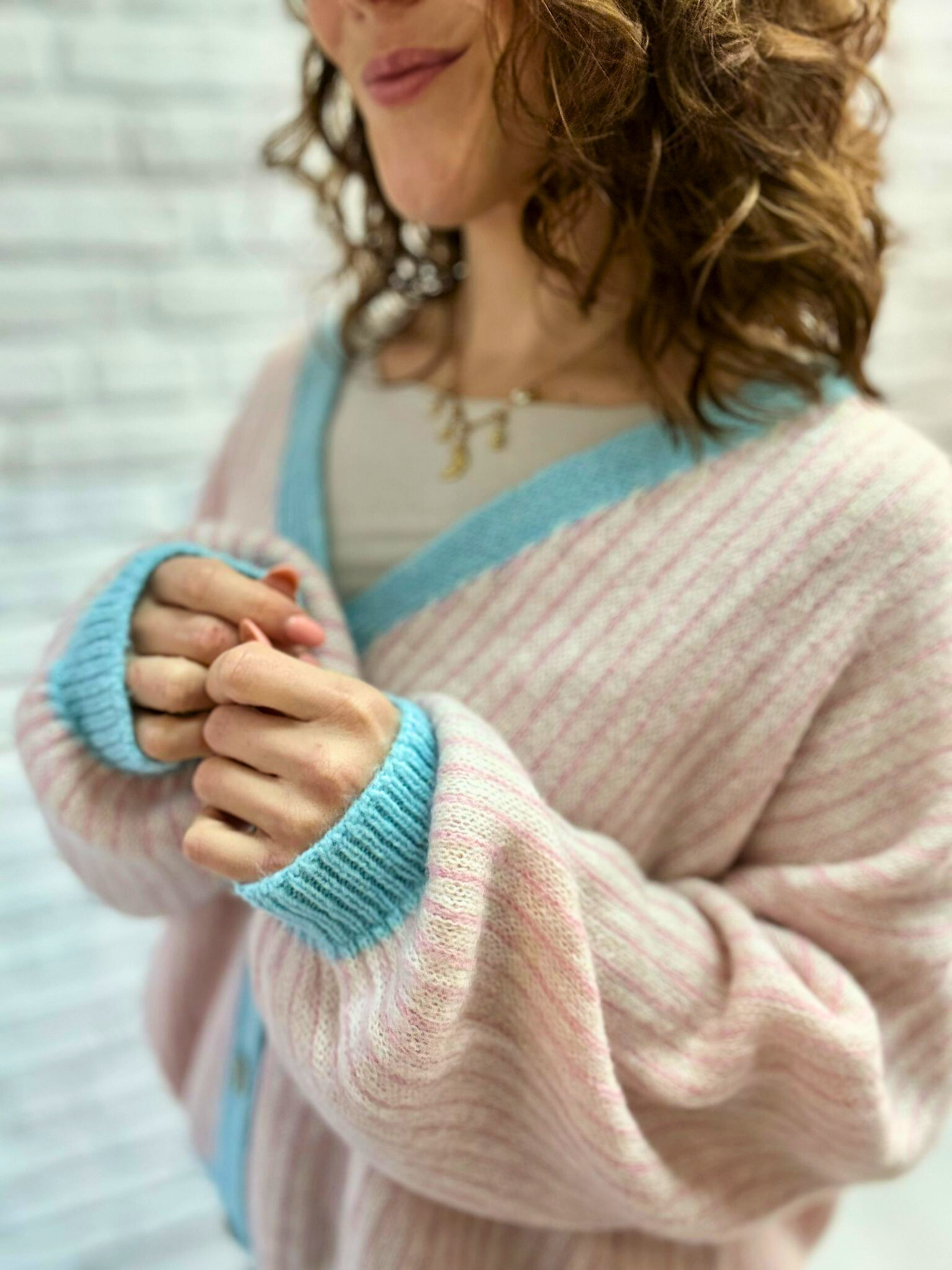 Cardigan mit Streifen - Unique Flores 