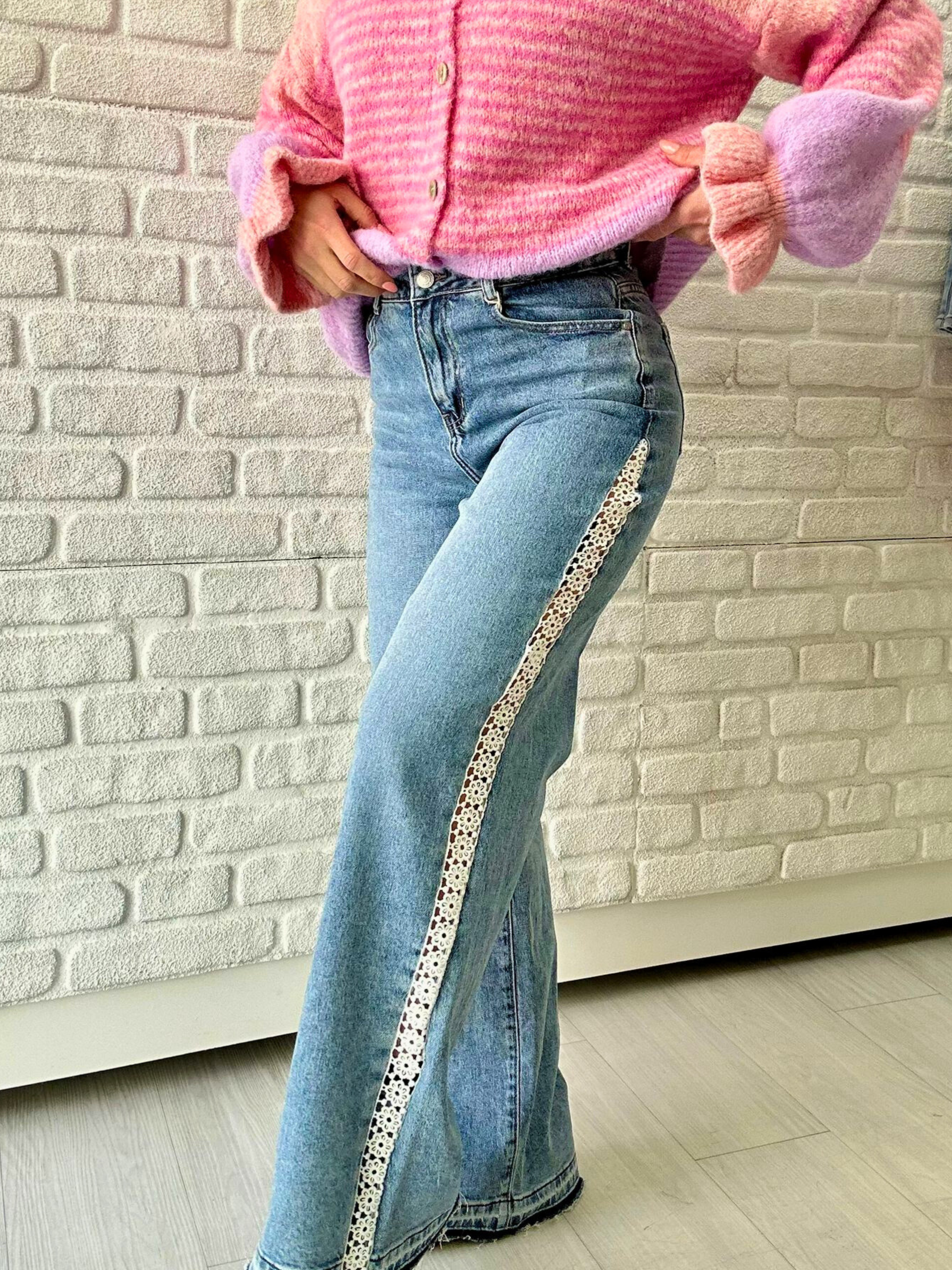 Stylische Wide Leg Jeans - Unique Flores 