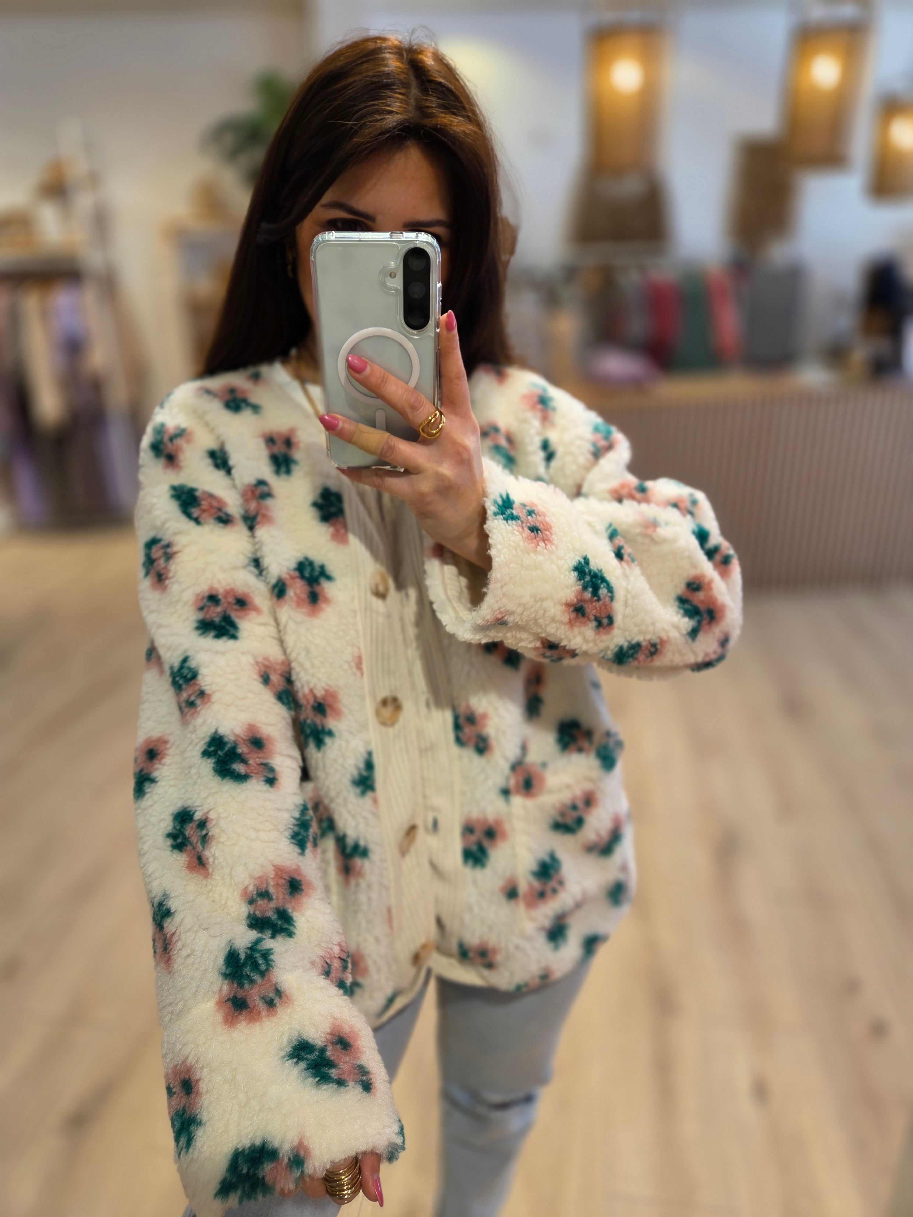 Teddy Jacke - Unique Flores 