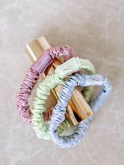 PuaPua Seiden Scrunchie Maalahi - Unique Flores 